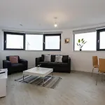 Stunning 2 Bed Apartment In Salford Amazing Views